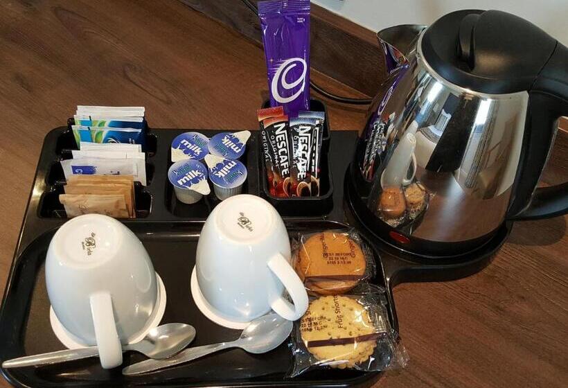 家庭间, The Lodge