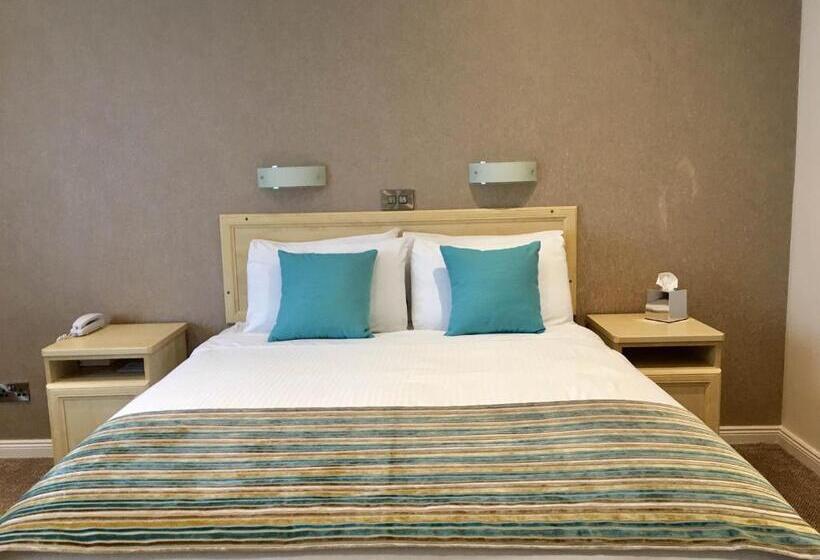 标准间, The Lodge