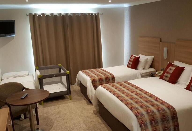 家庭间, The Lodge