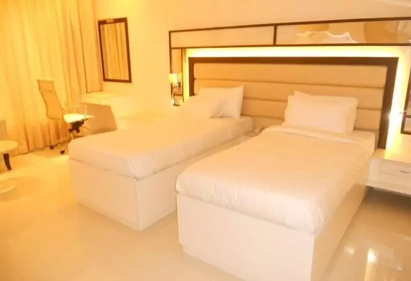 デラックスルーム, United 21, Hyderabad