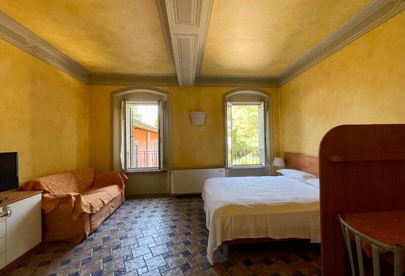 استودیوی استاندارد, Residence Corte Della Vittoria