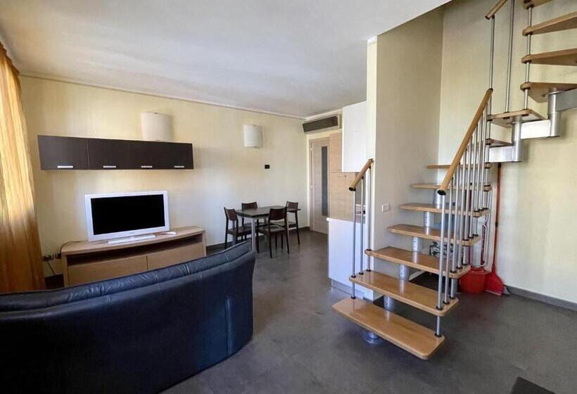 آپارتمان 2 خوابه, Residence Corte Della Vittoria