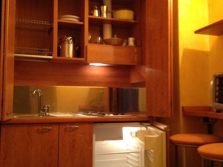 استودیوی استاندارد, Residence Corte Della Vittoria