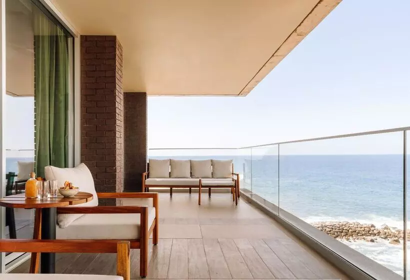 سوییت, Saccharum Resort