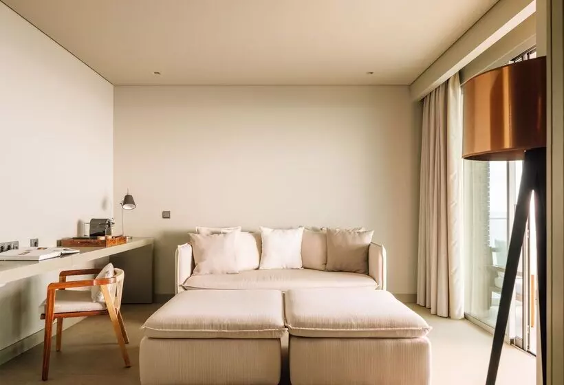 سوییت, Saccharum Resort