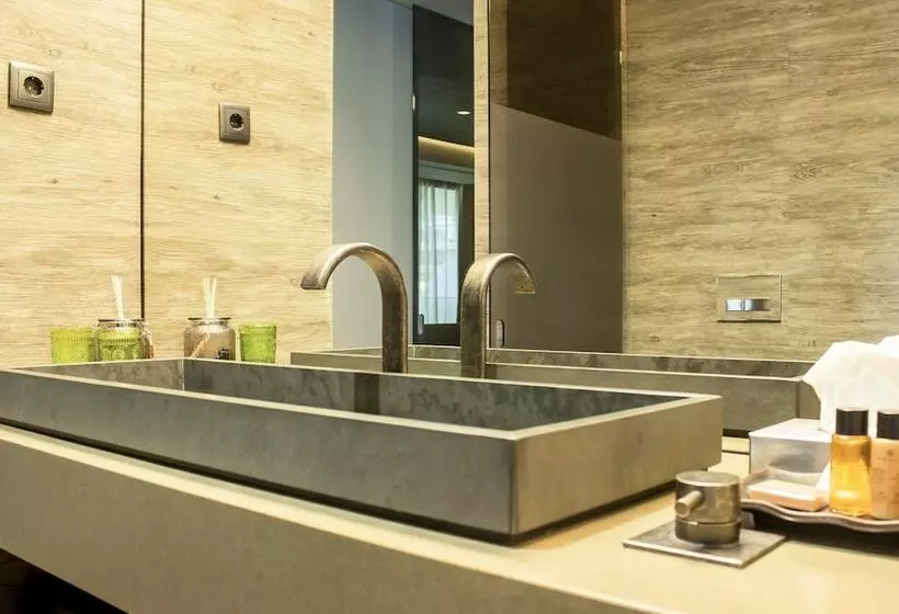 اتاق استاندارد با چشم‌انداز دریا, Saccharum Resort