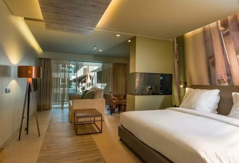 سوییت, Saccharum Resort