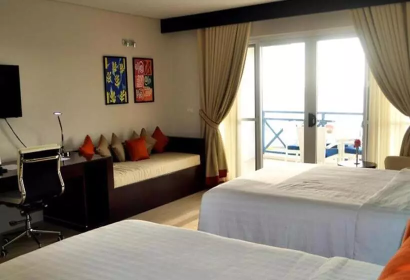 デラックスルーム, Thunderbird Resorts  Poro Point