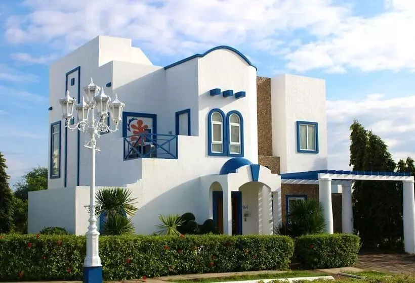 スリーベッドルーム　ヴィラ, Thunderbird Resorts  Poro Point