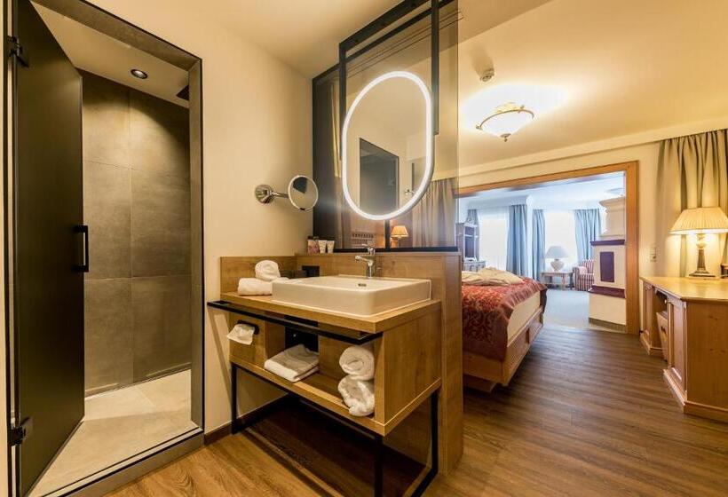 Номер Deluxe с Балконом, Traumhotel Alpina Superior Direkt Beim Skilift Isskogelbahn