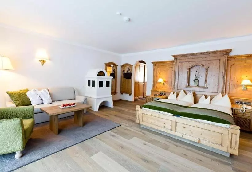デラックスジュニアスイート, Traumhotel Alpina Superior Direkt Beim Skilift Isskogelbahn
