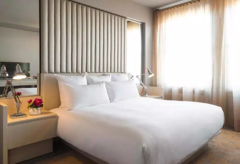 キングサイズベッドのデラックスルーム, 21c Museum Hotel Durham
