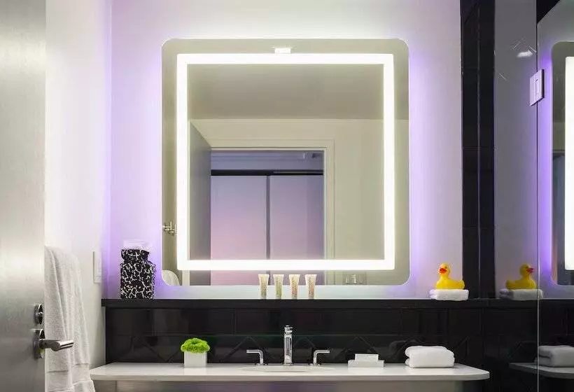 デラックススイート, 21c Museum Hotel Durham