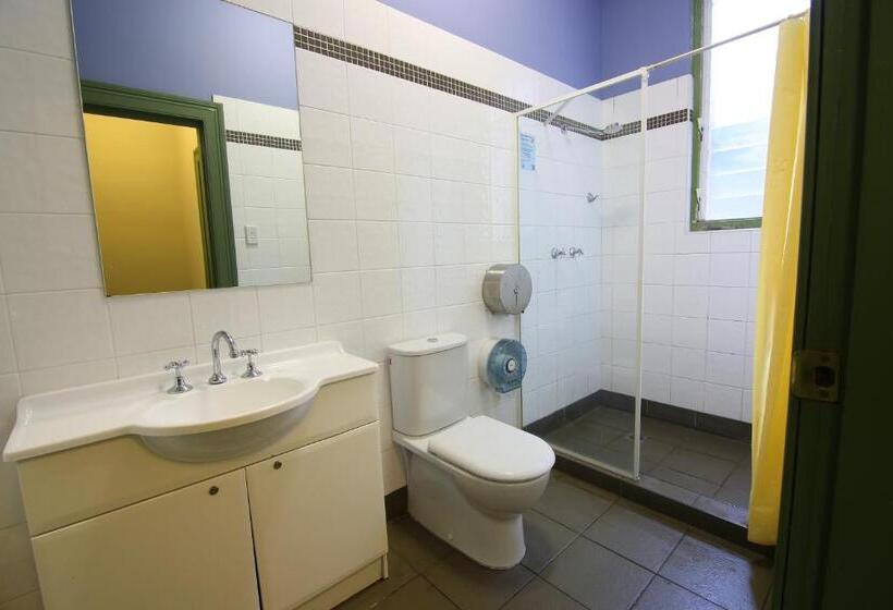 اتاق استاندارد چهارنفره با سرویس بهداشتی مشترک, Sydney Central Inn