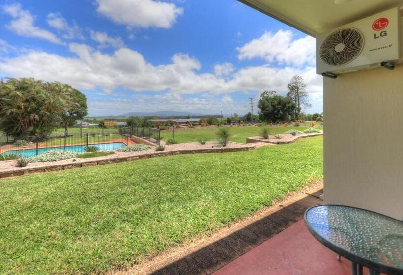 إستوديو قياسى, Atherton Motel