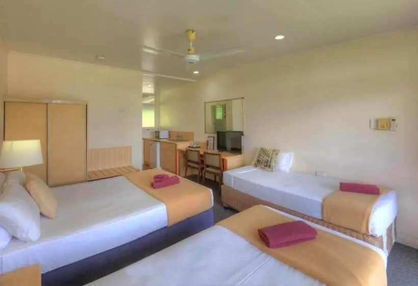 スイート（家族用）, Atherton Motel