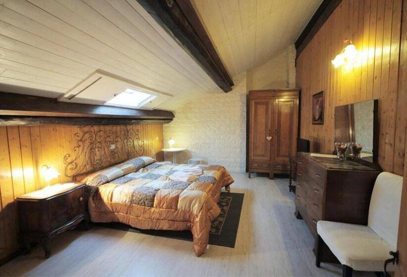 דירת 5 חדרי שינה, Antica Corte Milanese