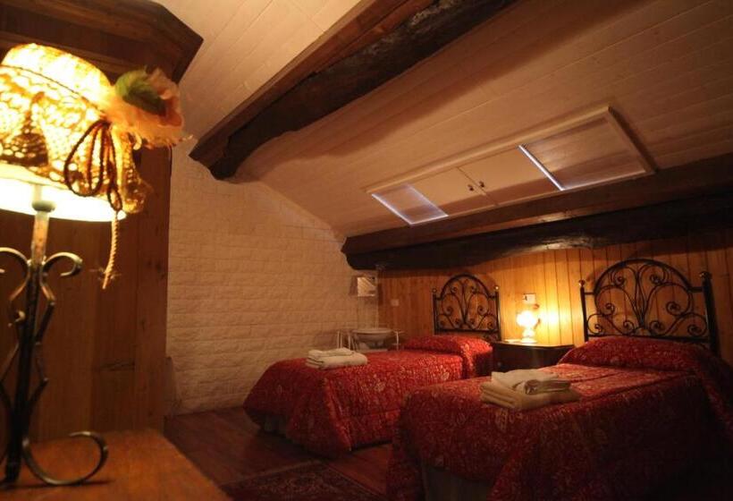 דירת 5 חדרי שינה, Antica Corte Milanese