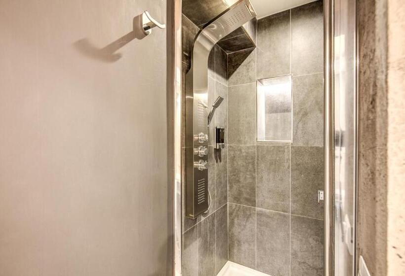 اتاق لوکس, Four Rivers Suites