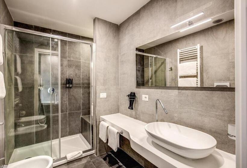 اتاق لوکس, Four Rivers Suites