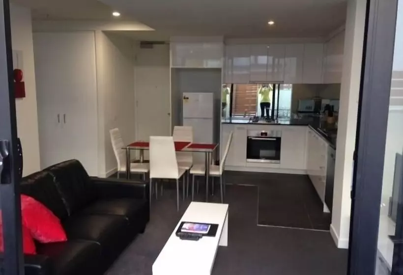 ２ベッドルームアパートメント, Essendon Apartments