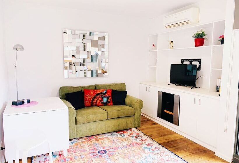 침실 1개 아파트, Hiigh Apartments