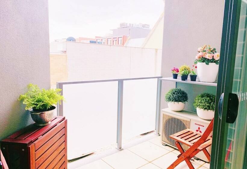 침실 1개 아파트, Hiigh Apartments