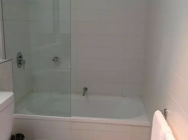 １ベッドルームアパートメント, Hiigh Apartments