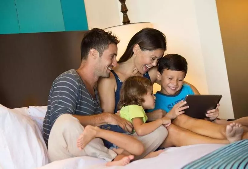コネクティングルーム(家族用)。, Holiday Inn Resort Bali Nusa Dua, An Ihg