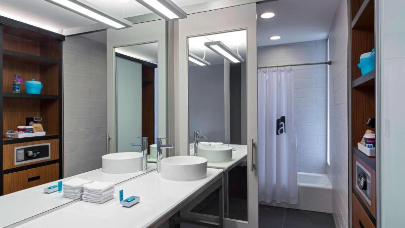 Номер Стандарт, Aloft New Orleans Downtown