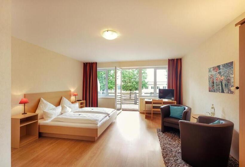 غرفة قياسية مزوَّدة بشُرفة, Bernsteinsee