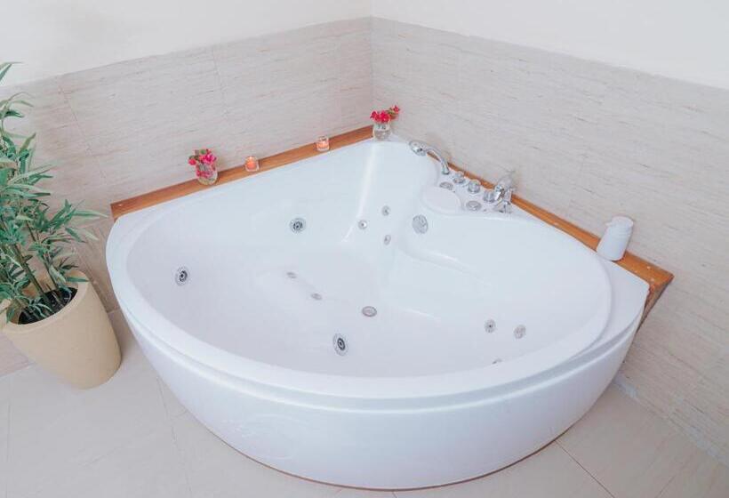 سوییت, El Angolo Piura