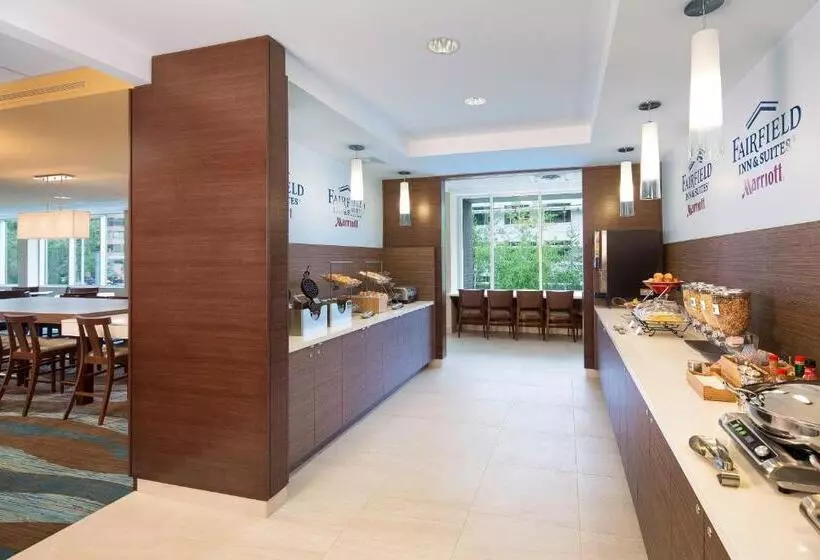 スタンダードスタジオ, Fairfield Inn & Suites By Marriott Calgary Downtown