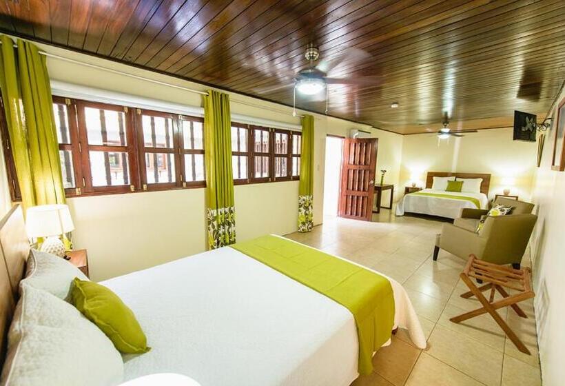 4인용 스탠다드 룸, Flor De Sarta