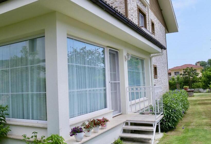 Люкс Executive Вид на Сад, Göcek Naz