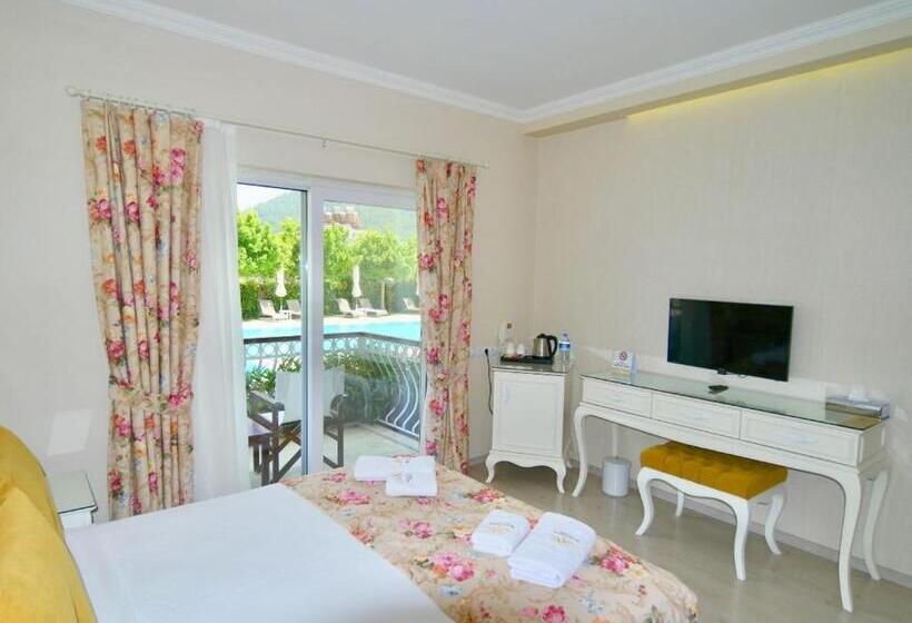 Номер Deluxe Кровать Кинг, Göcek Naz