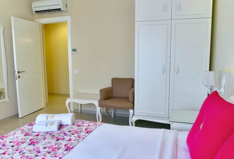 Номер Стандарт Двуспальная Кровать, Göcek Naz