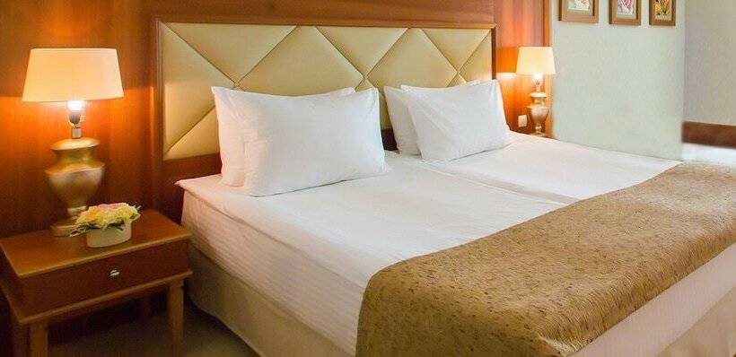 غرفة ديلوكس, Jewel