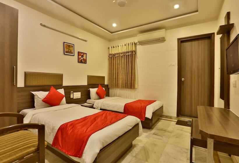 Номер Deluxe, Kamran Palace