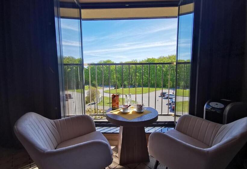 חדר סטנדרט, Mistral Sport