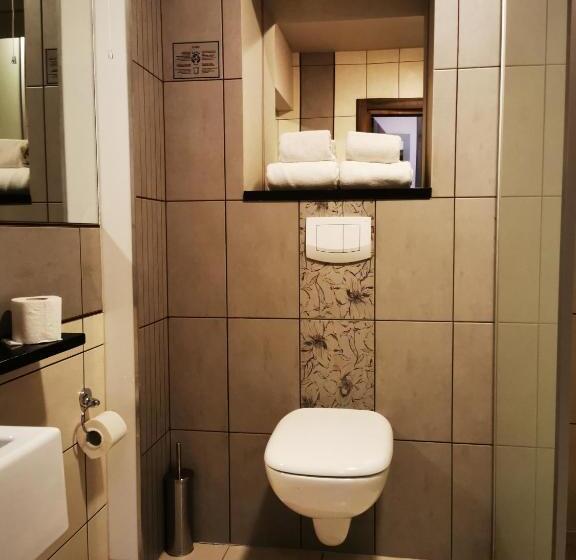 חדר סטנדרט, Mistral Sport