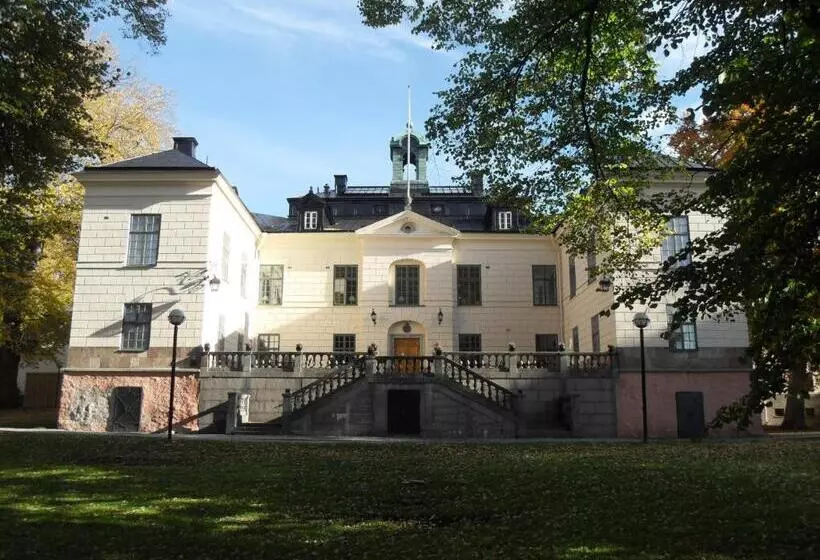 スタンダードシングルルーム, Nasby Slott