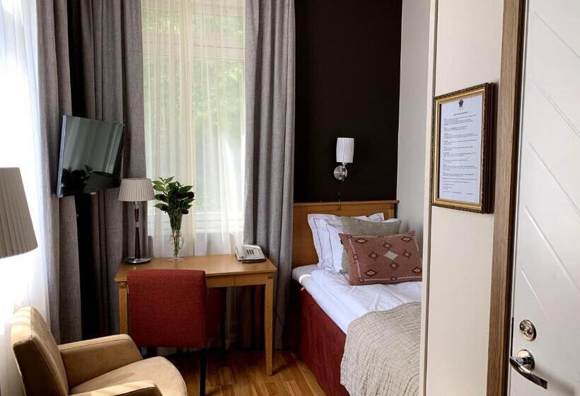 Номер Стандарт Индивидуальный, Nasby Slott