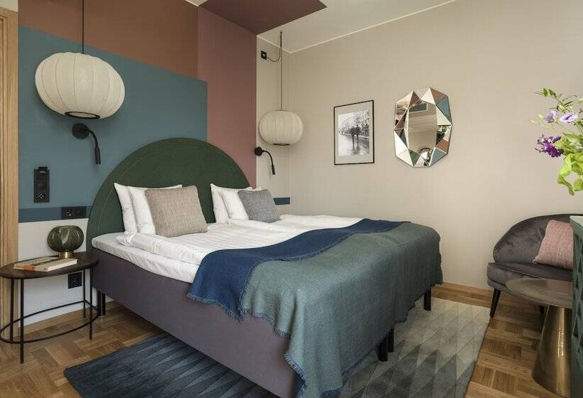 Номер Superior, Nasby Slott