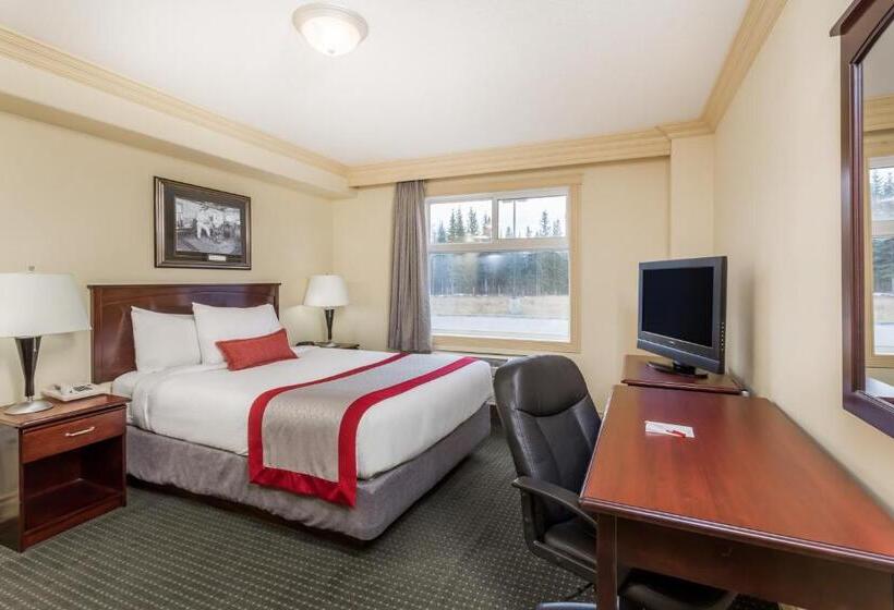 غرفة قياسية لذوى الاحتياجات الخاصة, Ramada By Wyndham Hinton