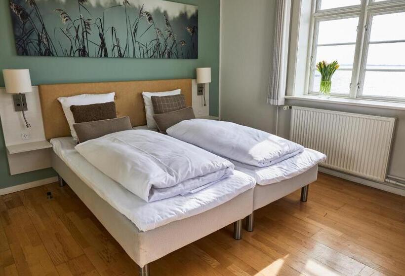 标准间, Sixtus Sinatur Hotel & Konference