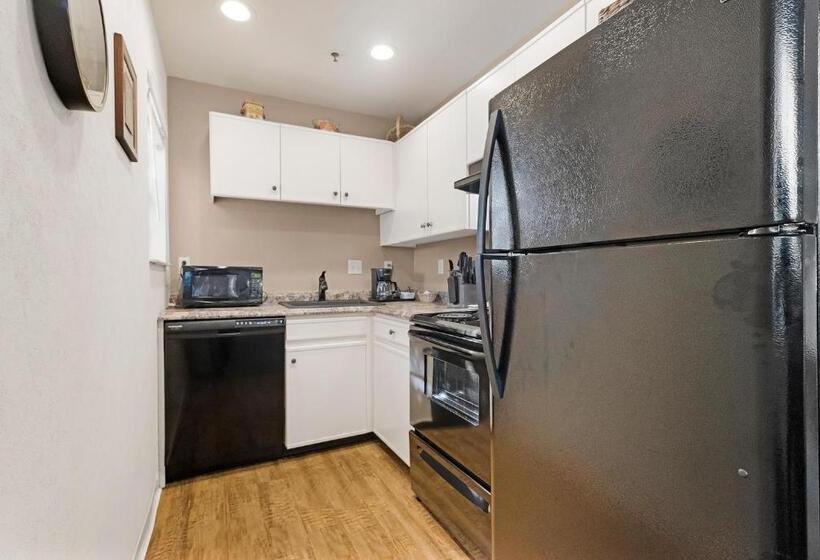 スイート, Sonora Aladdin Motor Inn