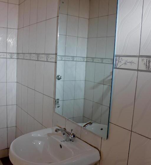 اتاق استاندارد با چشم‌انداز باغ, Sweet Lake Resort