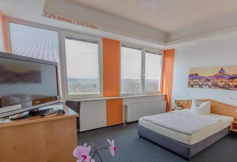 Standard Yhden Hengen Huone, Weitblick Bielefeld
