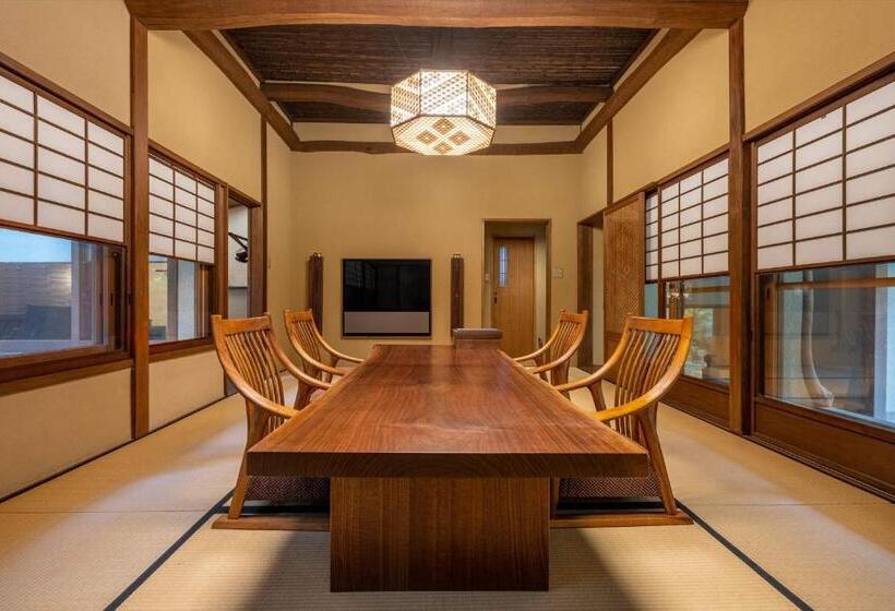 غرفة قياسية, Jinya Ryokan
